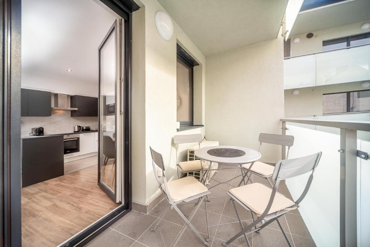 Grace Pine Apartment 3 Budapest Exteriör bild