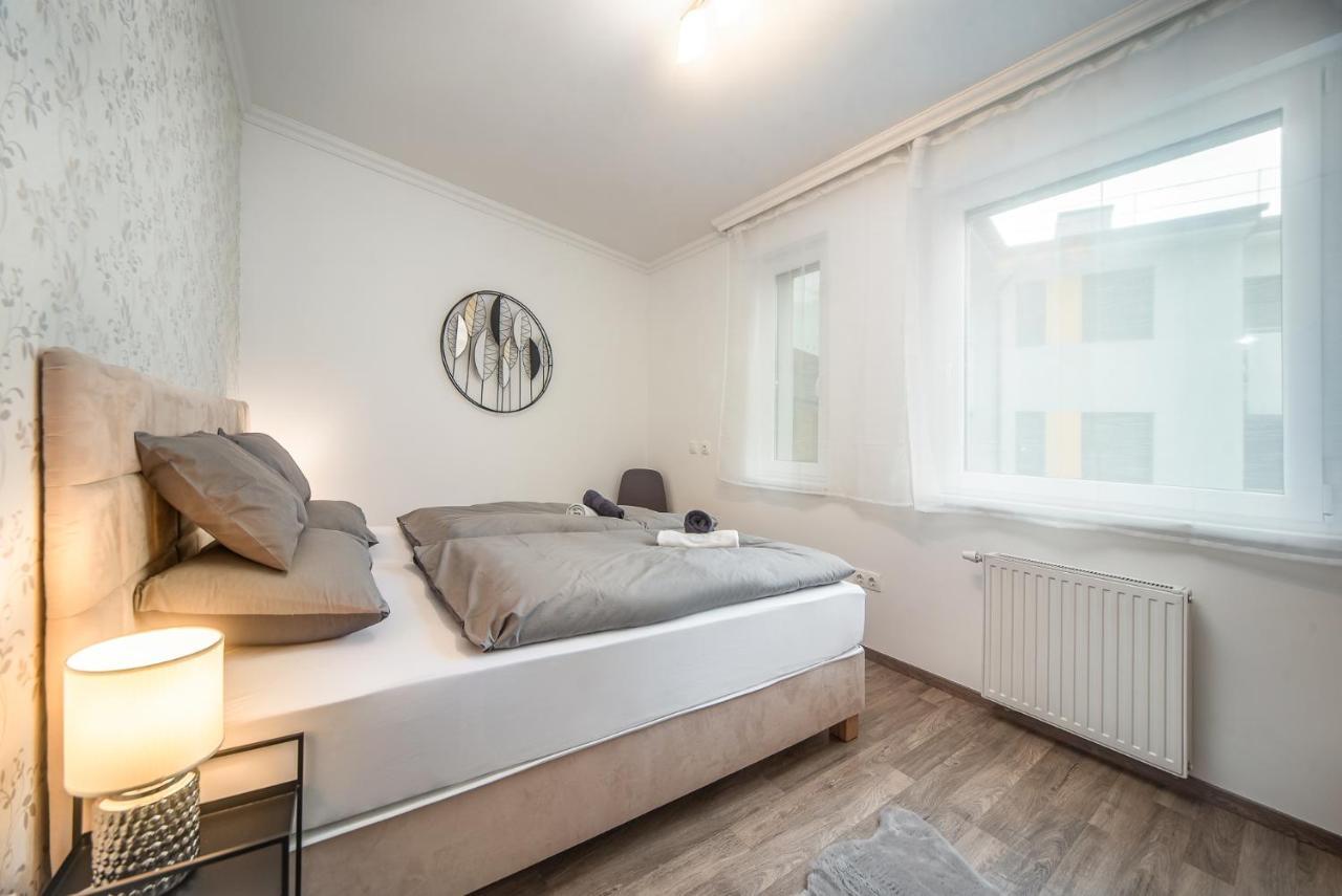 Grace Pine Apartment 3 Budapest Exteriör bild