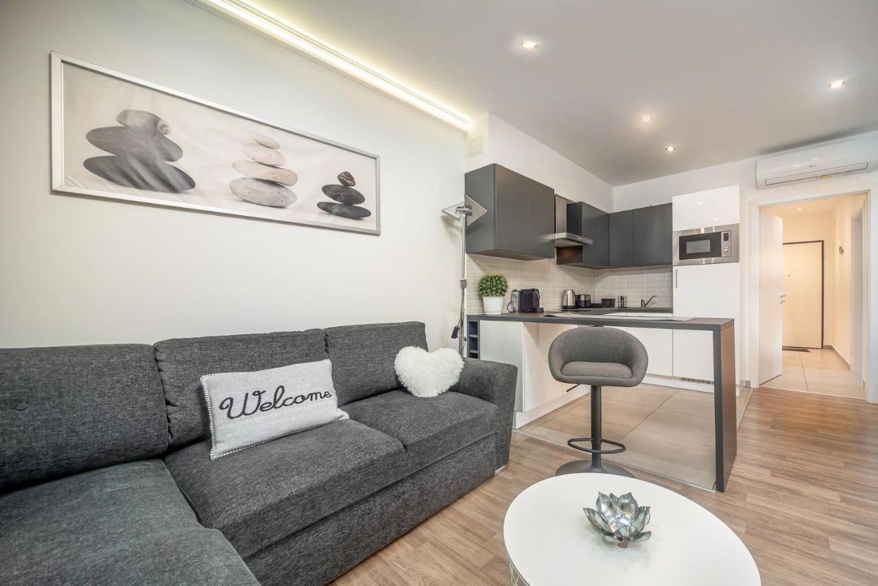 Grace Pine Apartment 3 Budapest Exteriör bild